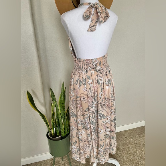NWT - Vacation Summer Floral Halter Neck Dress - Picture 7 of 11